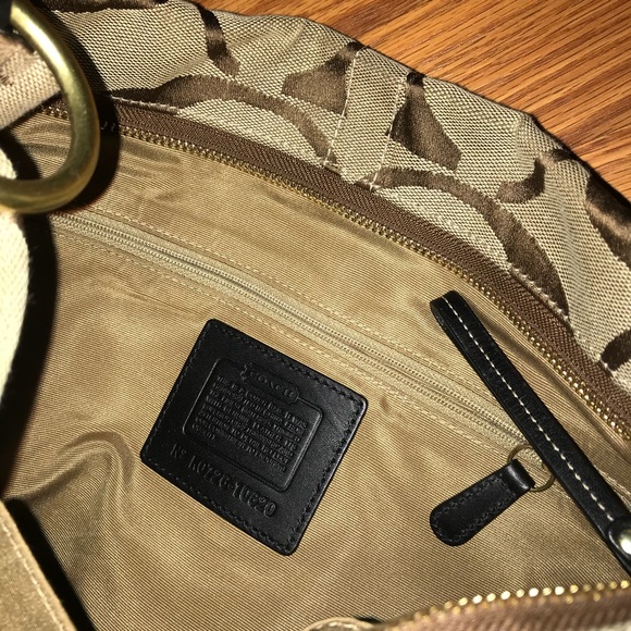 Coach purse - Picture 4 of 5